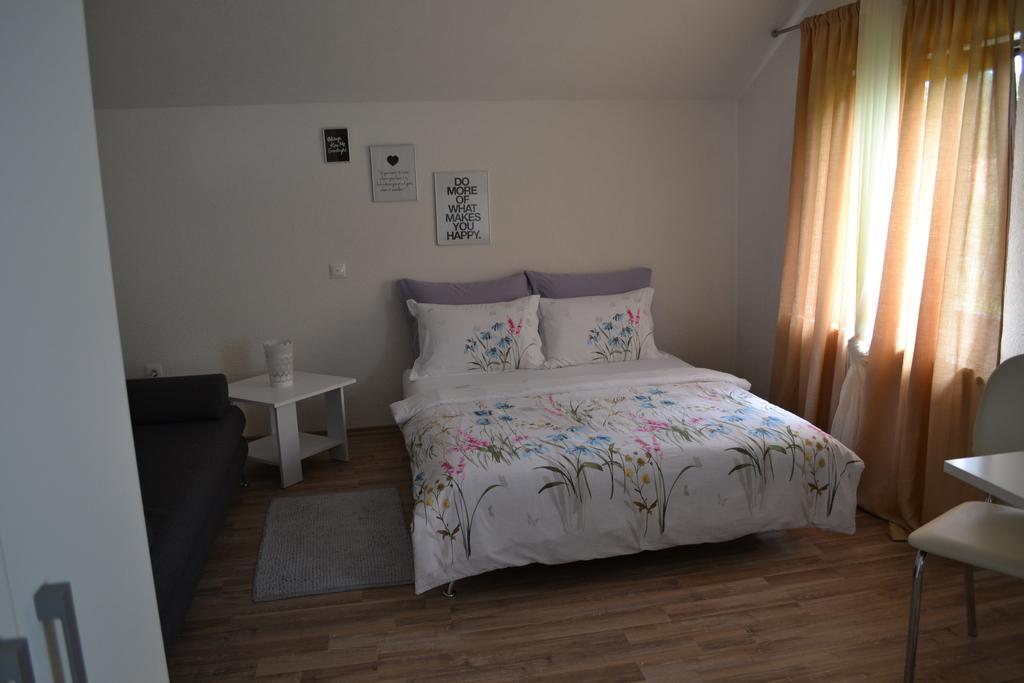 Guesthouse Zalac Slunj Εξωτερικό φωτογραφία
